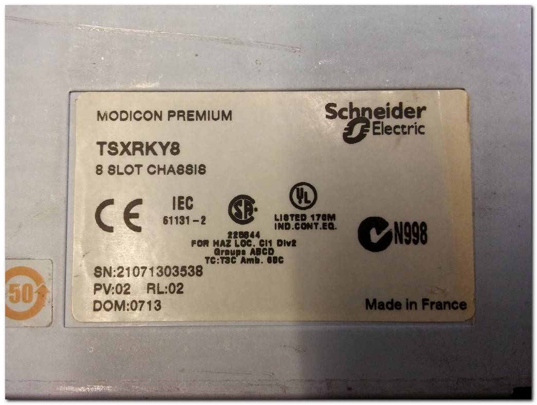 SCHNEİDER TSXRKY8 8 SLOT CHASSIS MODICON PREMIUM RACK PLC MONTAJ ÇERÇEVESİ