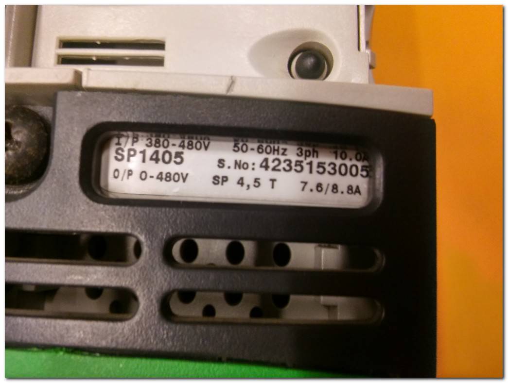 EMERSON SP1405 SP 1405 UNIDRIVE 3KW-4KW SÜRÜCÜ 3 KW - 4 KW INVERTER CONTROL TECHNIQUES