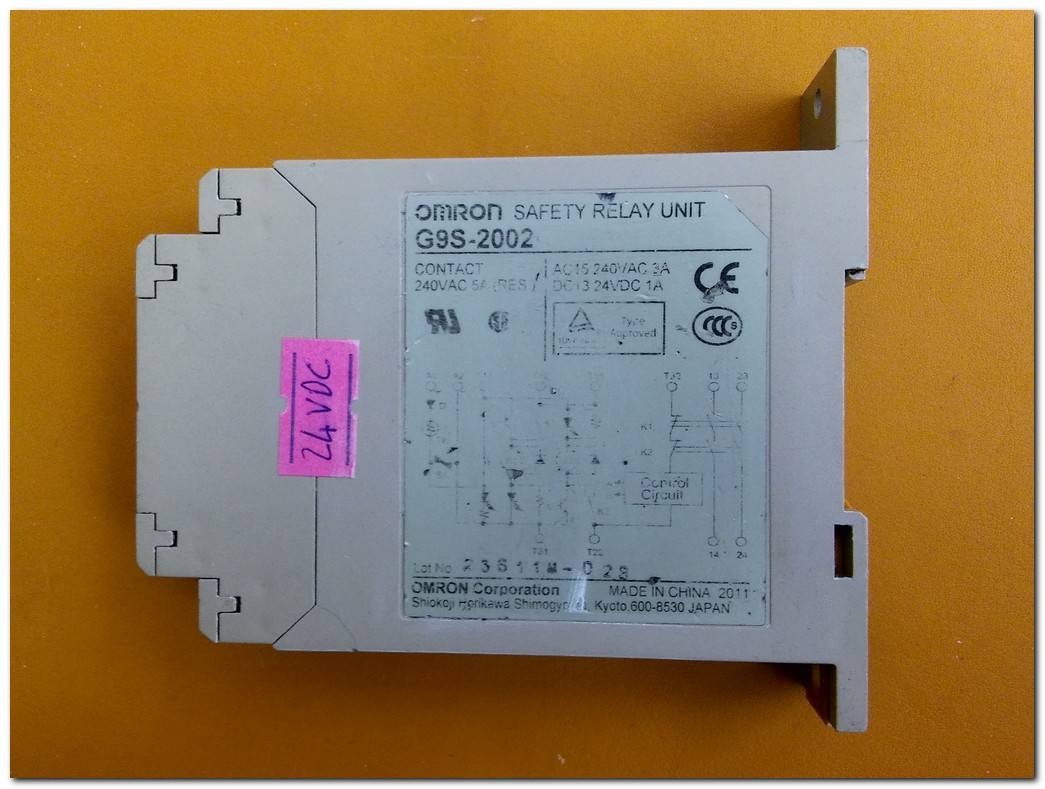 OMRON G9S-2002 DC24V SAFETY RELAY UNIT GÜVENLİK RÖLE ÜNİTESİ