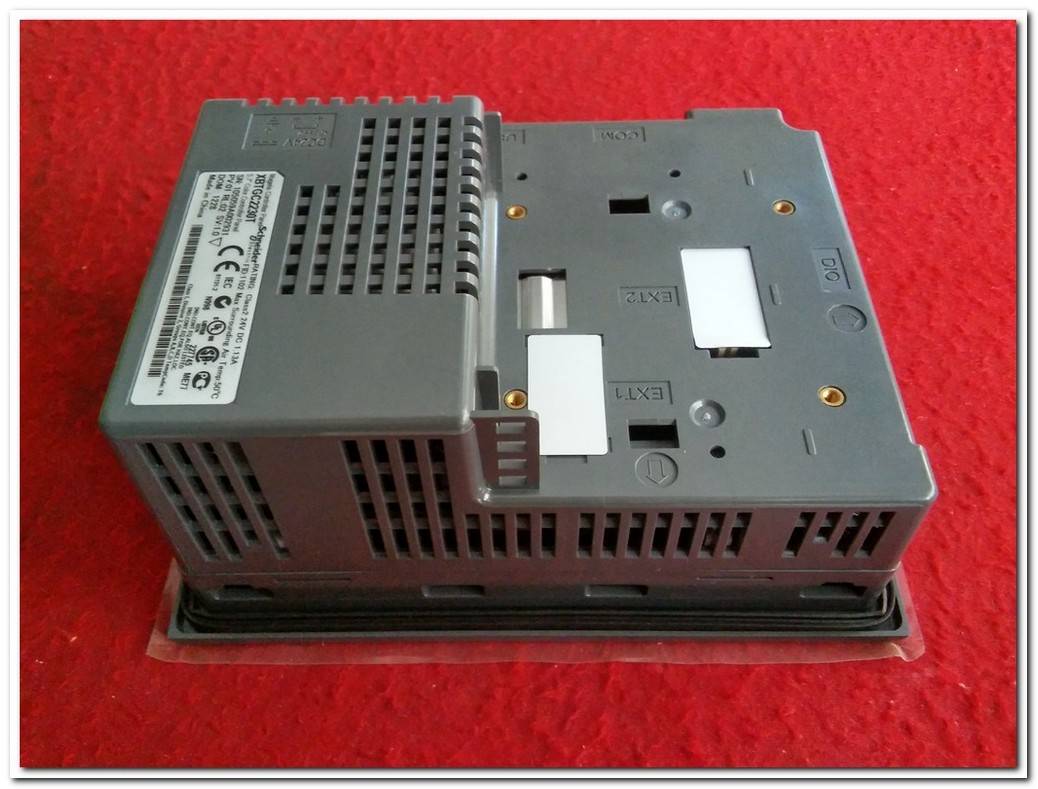 SCHNEİDER XBTGC2230T MAGELİS CONTROLLER PANEL SIFIR KUTULU HMI TOUCH OPERATÖR PANEL