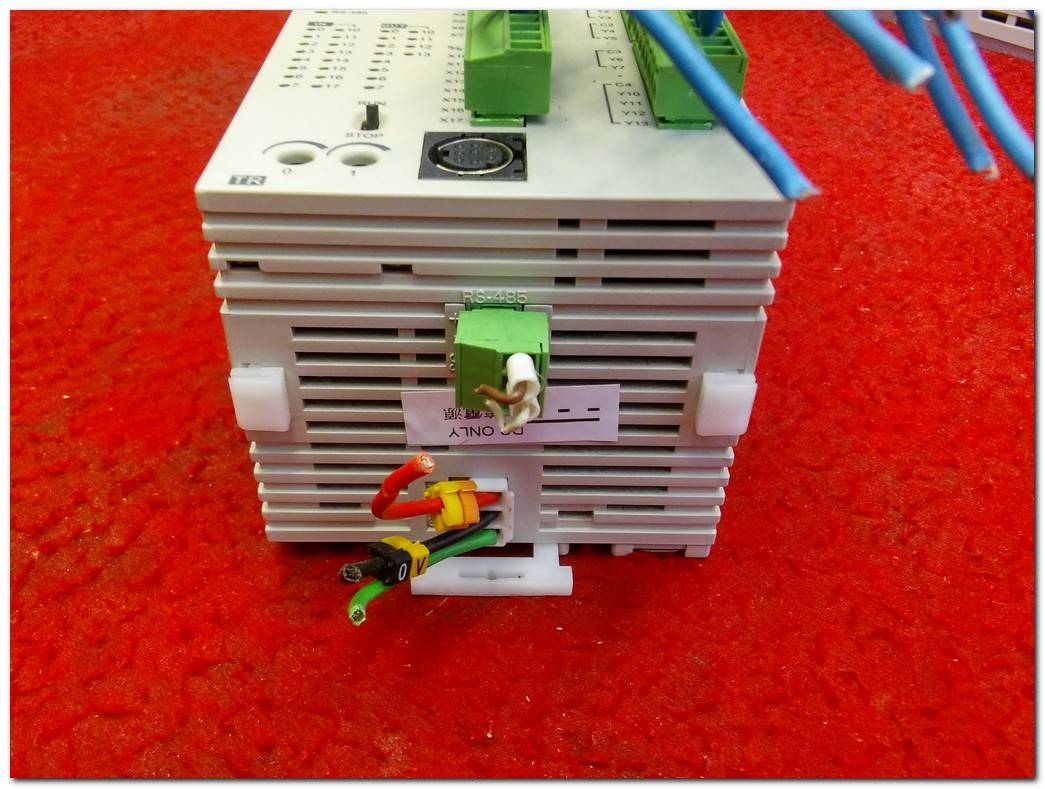 DELTA DVP28SV DVP28SV11T SV2 SERİES FUNCTİONAL TRANSİSTÖR PLC