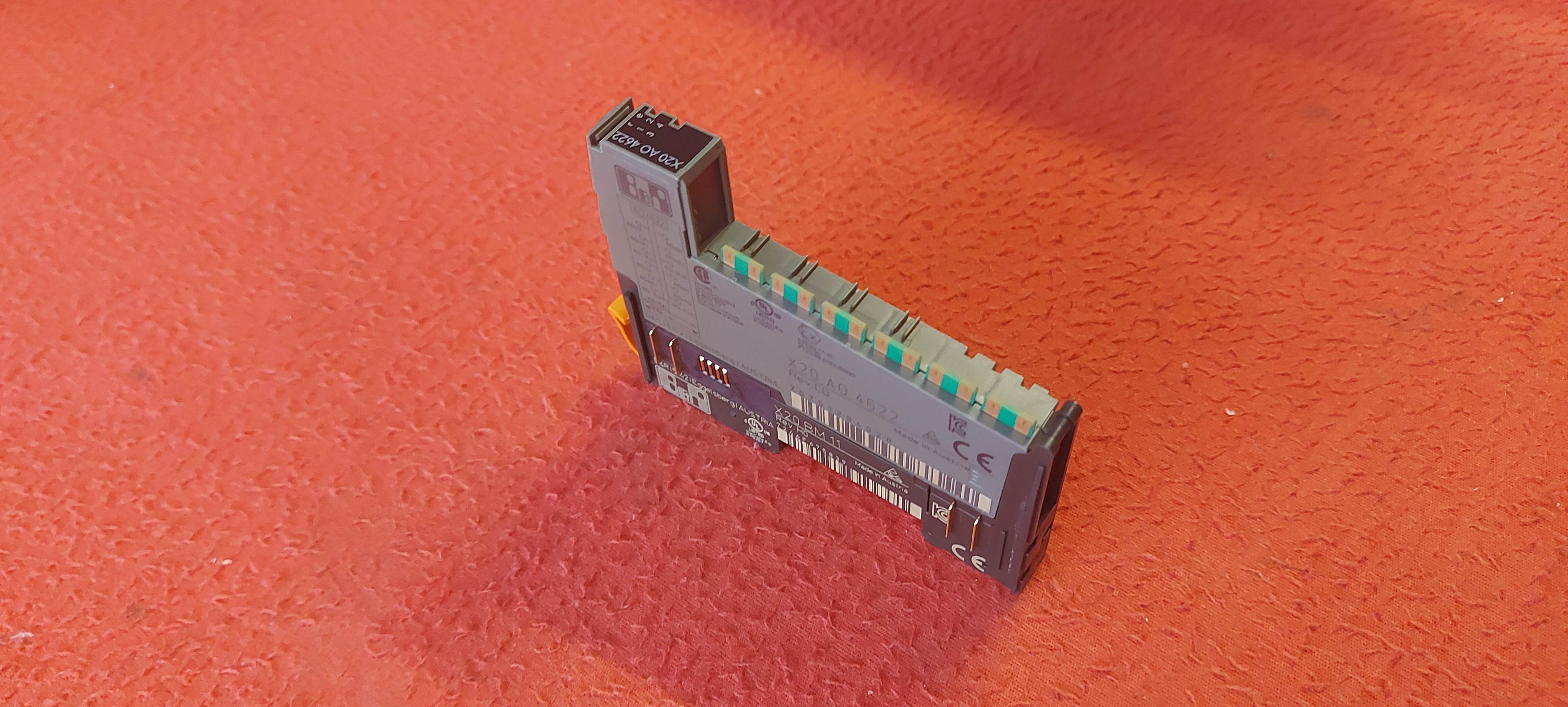 X20 AO 4622 X20 DI F371