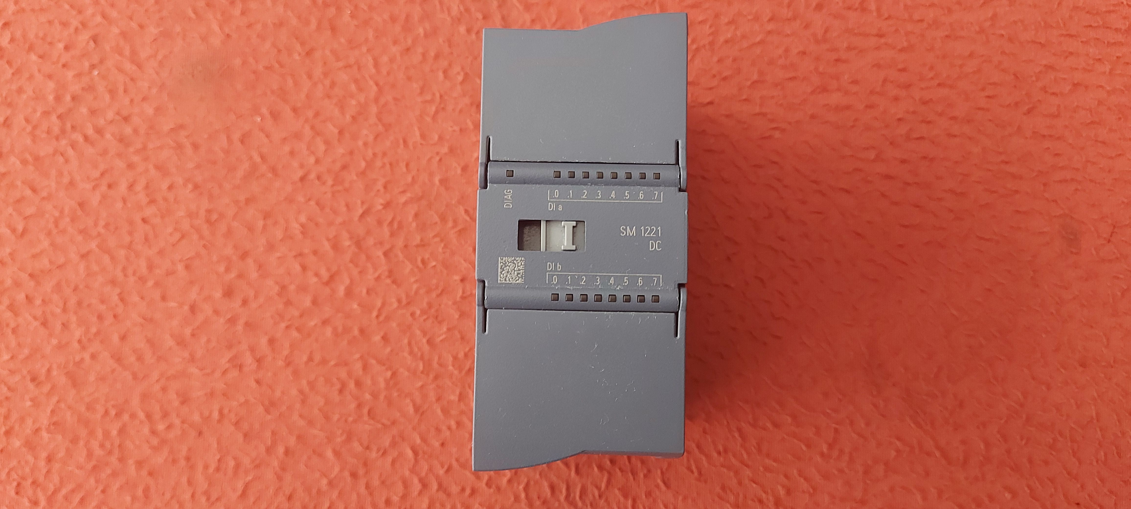 6ES7 221-1BH32-0XB0 6ES7221-1BH32-0XB0