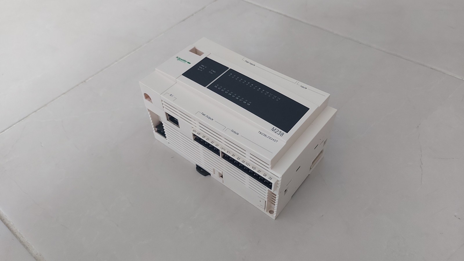 TM238LDD24DT
