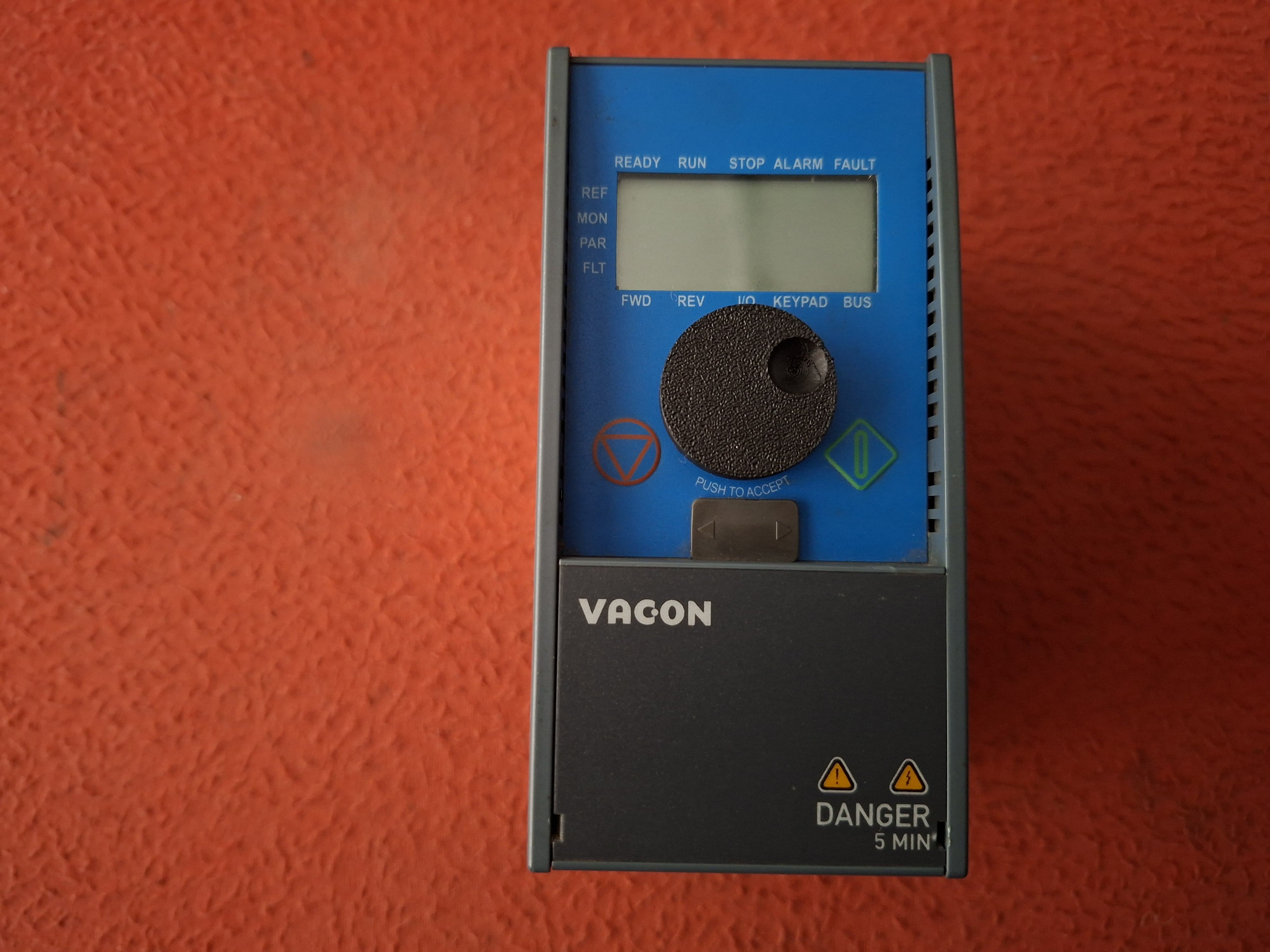 VACON0010-3L-0003-4+EMC2+QPES